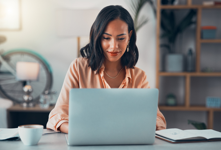 Woman reviewing sample questions for the CFP exam.
